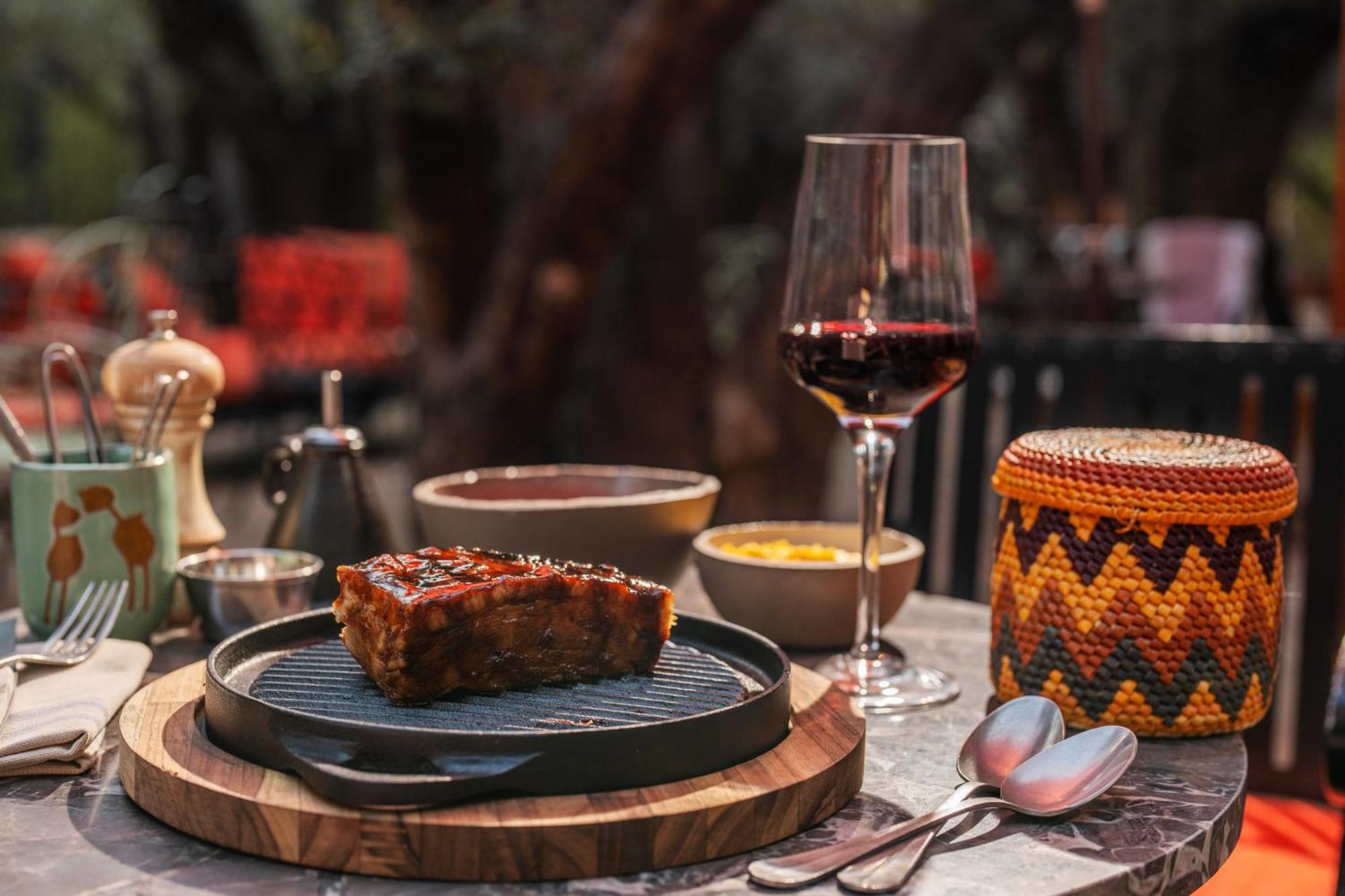 Rosewood Sao Paulo Hotel ภายนอก รูปภาพ A steak at the restaurant