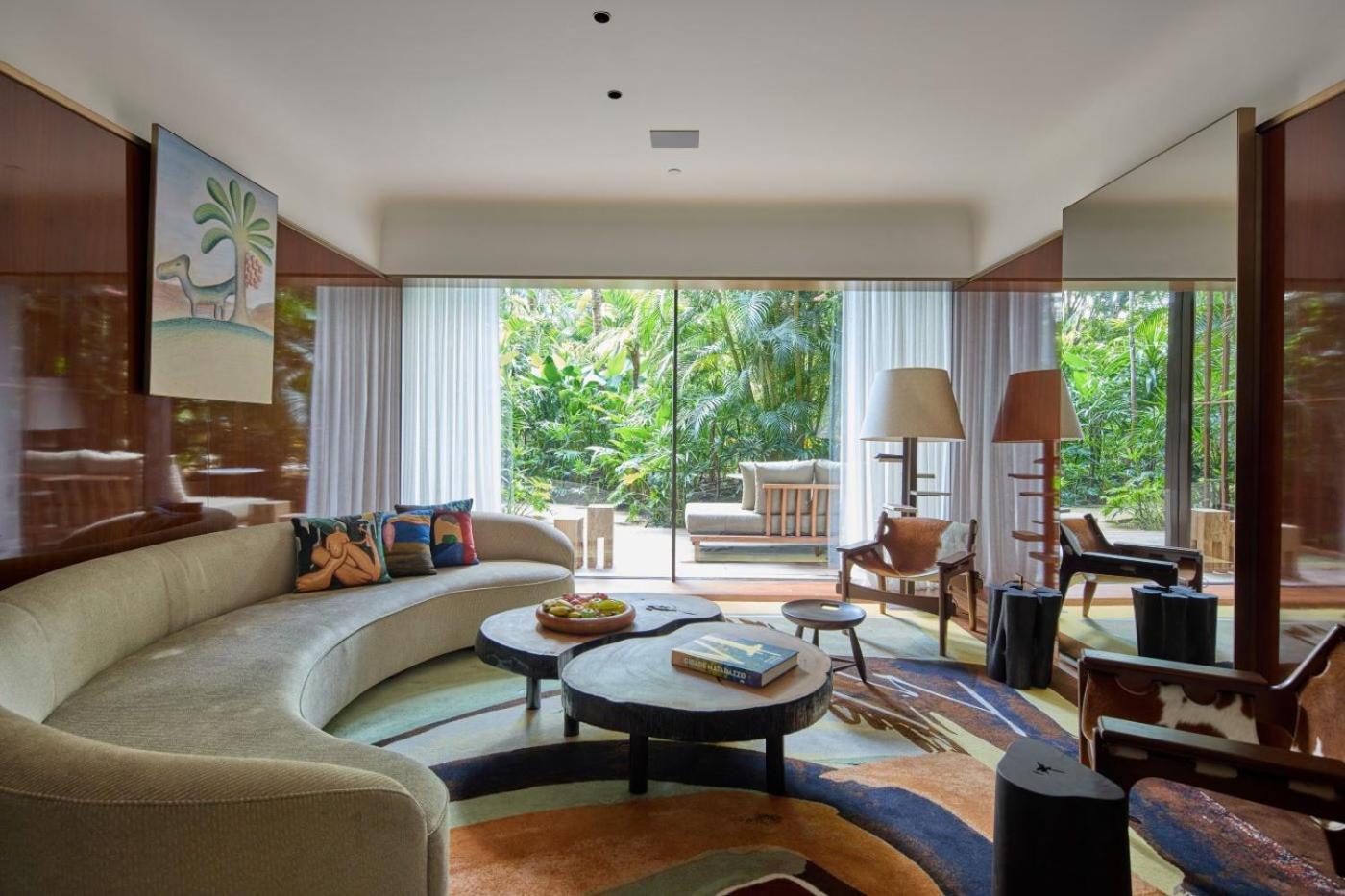 Rosewood Sao Paulo Hotel ภายนอก รูปภาพ The living room of a villa at The Oberoi, Mumbai